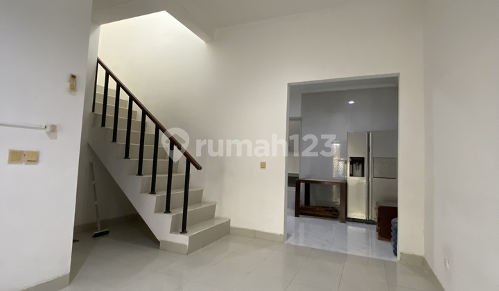 Nice House Shm Premier Park 2 in Modernland