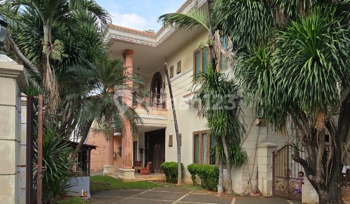 Dijual Rumah Terawat Siap Huni di Permata Hijau, Jakarta Selatan