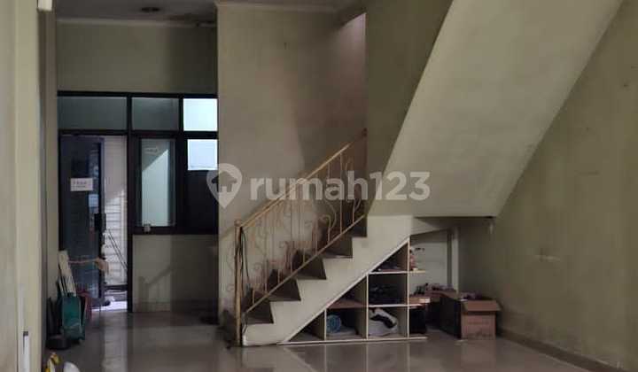 Ruko 4 1/2 Lantai, di Tebet