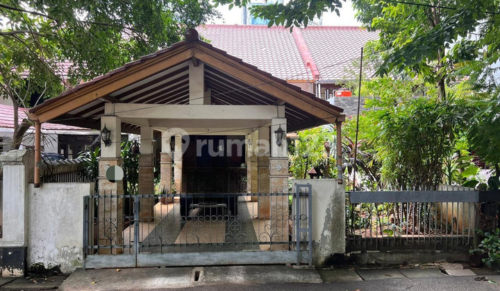 Rumah Hunian Di Daerah Kebayoran Baru, Jakarta Selatan