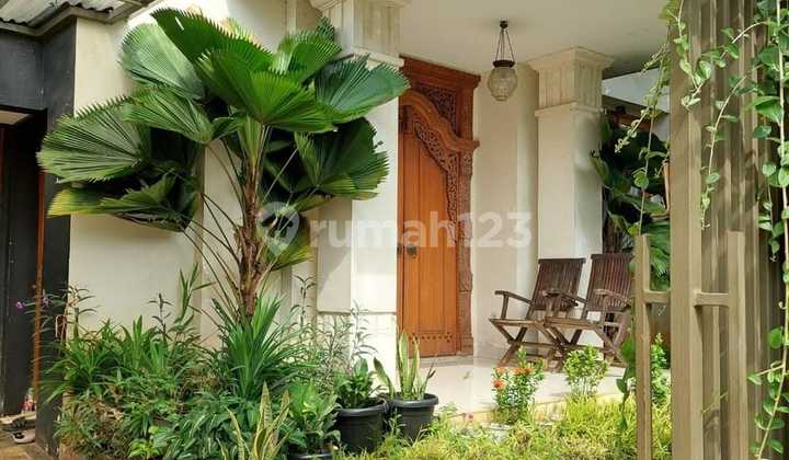 Rumah Hunian di Kebayoran Lama, Jakarta Selatan