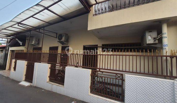 Rumah SHM Terawat di Ulujami, Jakarta Selatan Dekat Tol Gandaria City  1