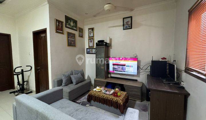 Cheap houses for sale in the Teuku Umar area, West Denpasar. 2