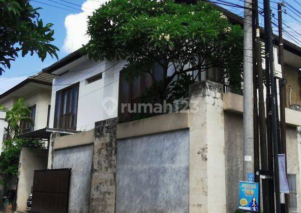 Rumah Minimalis Di Daerah Renon, Denpasar. 2