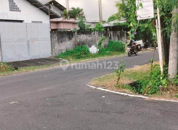 Rumah Lantai 2 Di Area Muding, Kerobokan 2