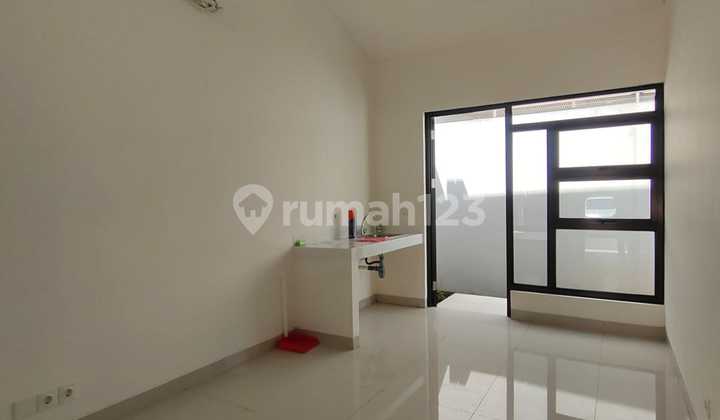 Rumah Murah Minimalis Modern Siap Huni di Podomoro Park Bandung 2