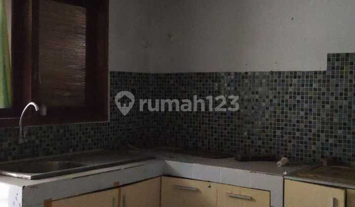 Disewakan Rumah Lokasi Strategis di Karawitan, Buah Batu 2