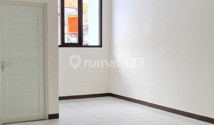 For Sale New Renovated Shop House on Main Road Taman Holis near BPK 2