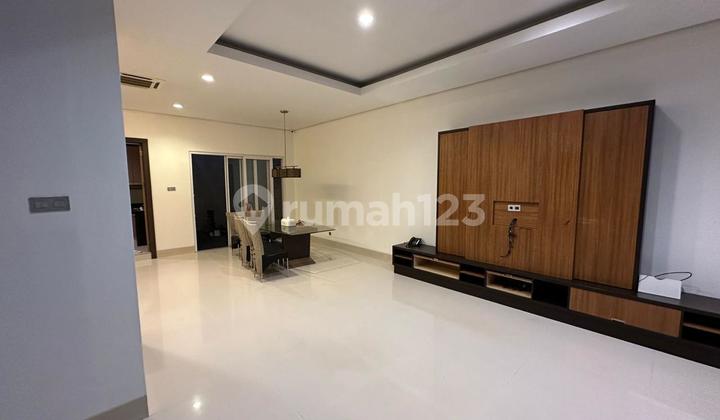 Rumah Camar PIK Ukuran 8x23 2Lt Semi Furnished SHM Siap Huni  2
