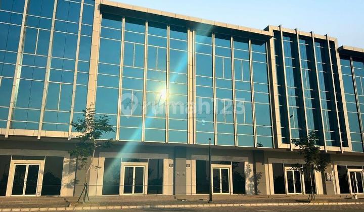 SOHO Wallstreet PIK 2, Area 8x18, 3.5 Floors, Strategically Located in PIK 2 CBD Area