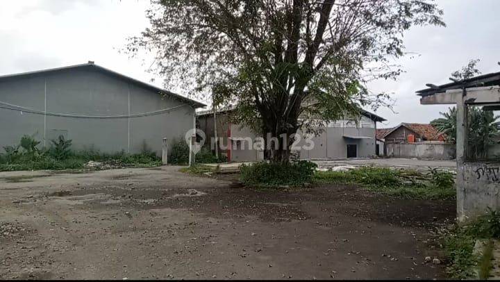 Gudang Cikupa Luas 5500m2 Kawasan Industri Muat Container 40ft 2