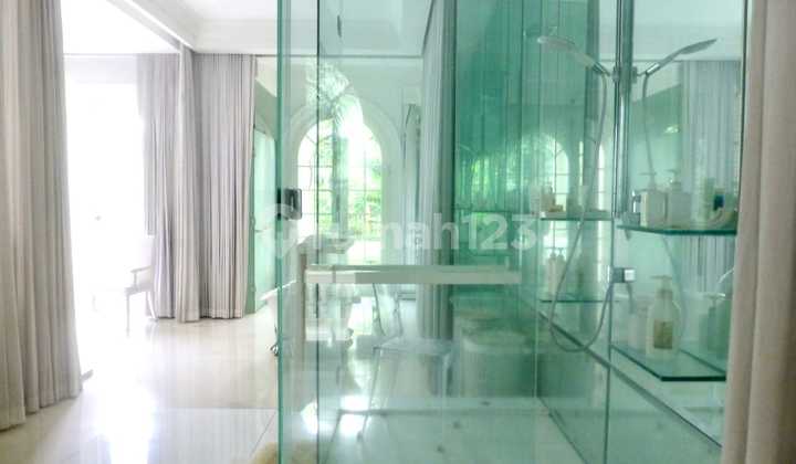 Luxury Menteng House 500m2 2 Floors SHM Furnished Ready to Live In 2