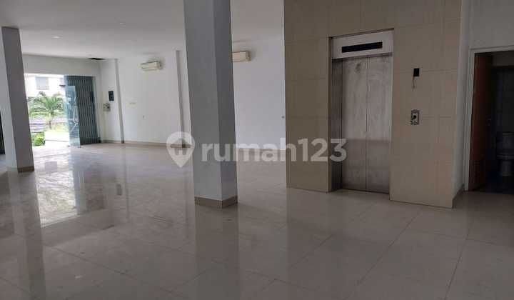Ruko Gandeng Ukuran 10x17,5 4,5 Lantai Include Lift +AC Brand New 2