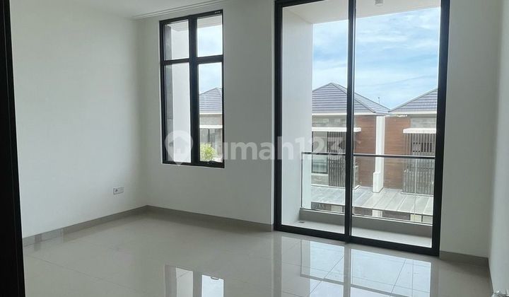 Simprug House PIK 2 Size 10x25 2.5 Floors Luxury Brand New Simprug House PIK 2 Size 10x25 2.5 Floors Luxury Brand New