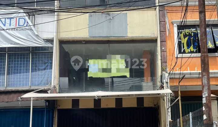 Ruko Fatmawati Raya 3,5 Lantai Ukuran 5x12 Dekat MRT Siap Pakai