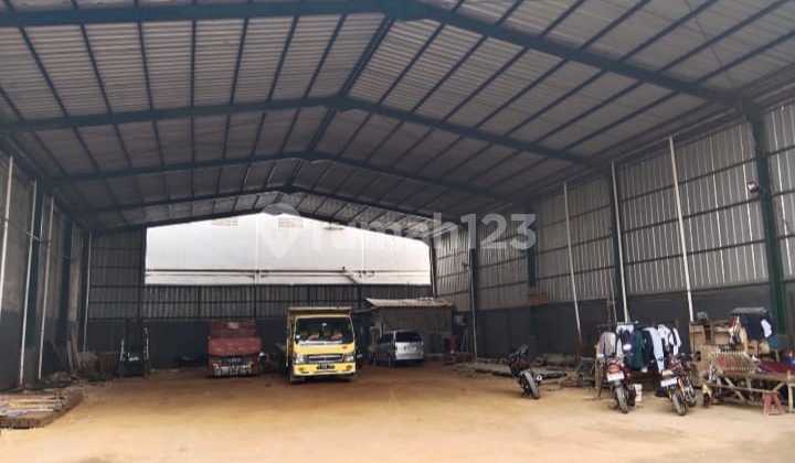 Gudang Kavling DPR Cipondoh Luas 800m2 Akses Container 20ft SHM