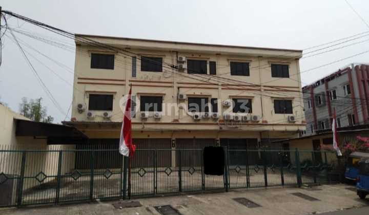 Ruko Gandeng 5 Tomang Luas 400m2 3Lt Area Parkir Luas Hadap Jalan
