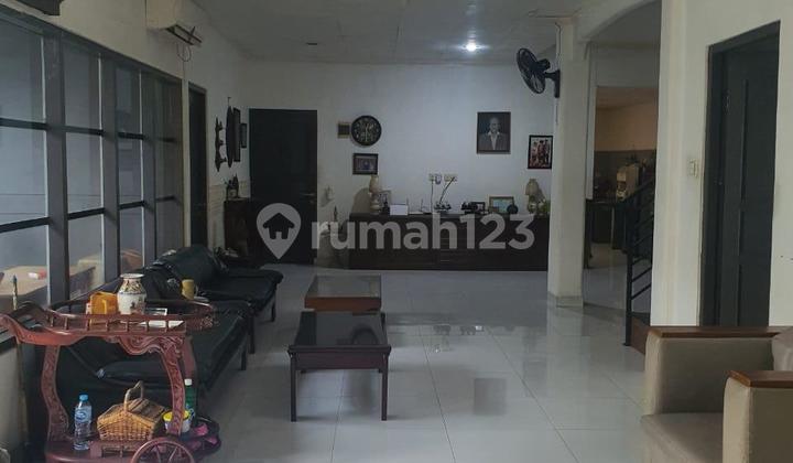 Rumah Cawang Luas 340m2 1,5 Lantai Lokasi Strategis Siap Huni Rumah Cawang Luas 340m2 1,5 Lantai Lokasi Strategis Siap Huni