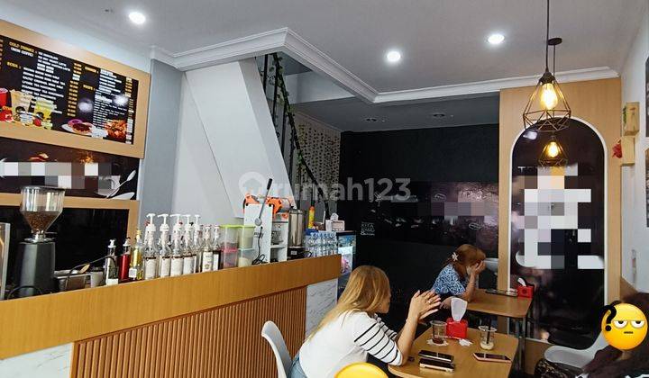 Ruko Beserta Usaha Cafe di Harapan Indah Bekasi  2