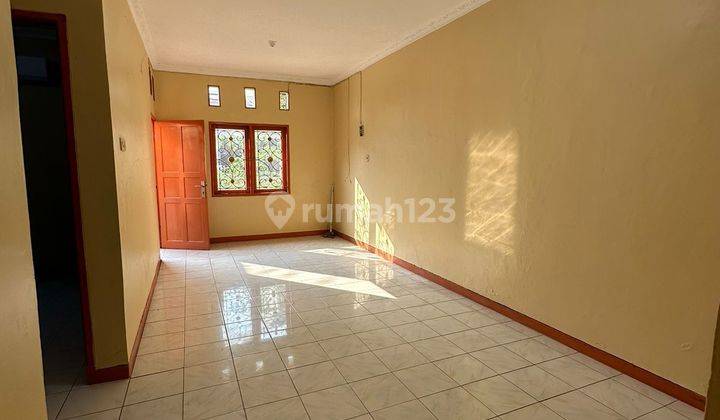 Jual Cepat Rumah 90m² Di Taman Harapan Baru Harga Murah  2