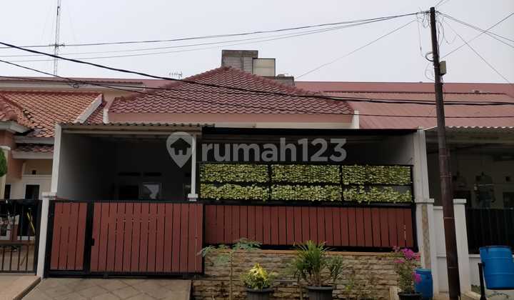 Jual Rumah Bagus Siap Huni Di Bulevar Hijau Harapan Indah