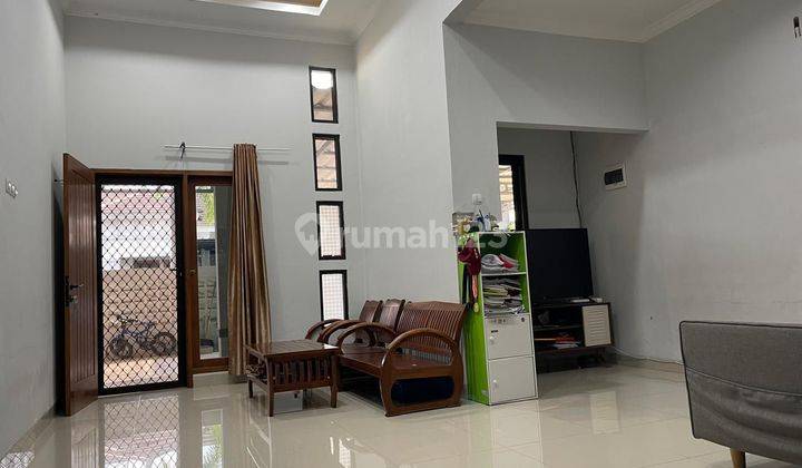 Jual Rumah Bagus Di Cluster Aralia Harapan Indah Bekasi  2