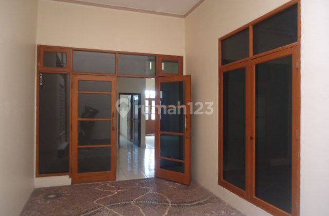 Disewakan Rumah 2 Lantai Di Perum. Pondok Kopi, Jakarta Timur 2