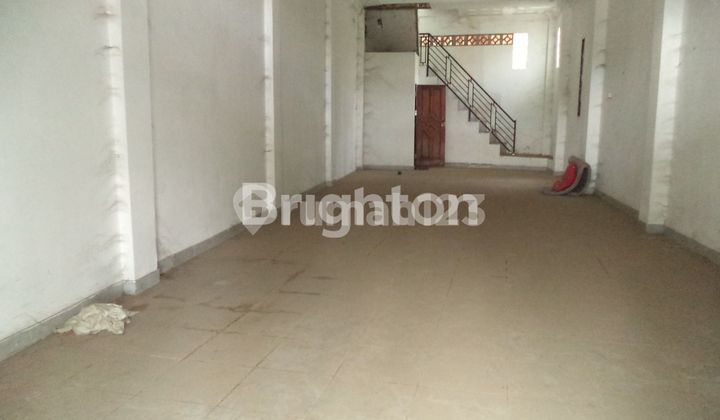CHEAP SHOPHOUSE ON DAMANHURI STREET SAMARINDA 2