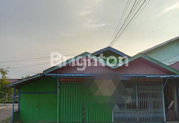 RUKO PINGGIR JALAN RAYA RUKO PINGGIR JALAN RAYA