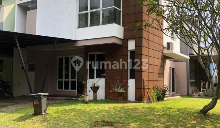 Beautiful house for sale in BSD Sevilla.