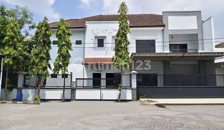 Sturdy 2-Story House on Ry. By Pass Juanda Regency Near the Airport Sturdy 2-Story House on Ry. By Pass Juanda Regency Near the Airport