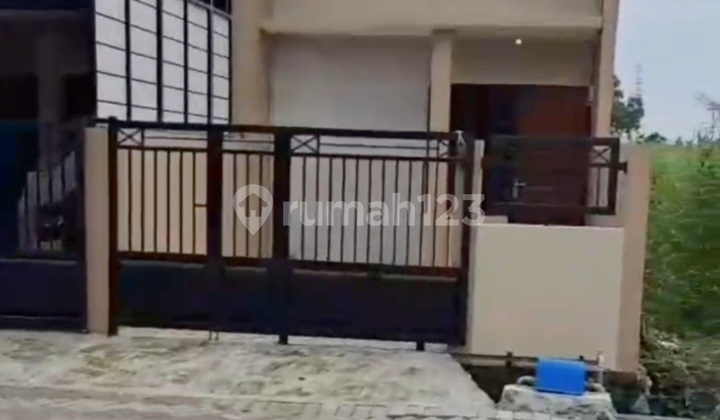 Rumah Gress Free DP 500 Jutaan Wage Taman Sidoarjo Dekat Bundaran Waru
