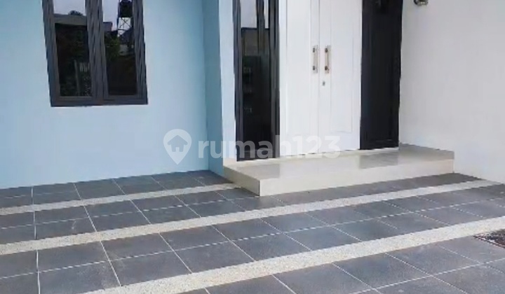 Ready-to-Occupy New House Free Fence + Canopy in Wonorejo Surabaya 2