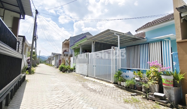 Rumah Baru Renovasi Griya Taman Asri Sidoarjo Dekat Karangpilang Surabaya