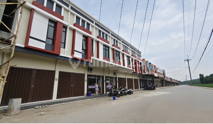 Ruko Gress 2 Floors Ready to Use - Taman Sidoarjo Near Karangpilang Toll Road