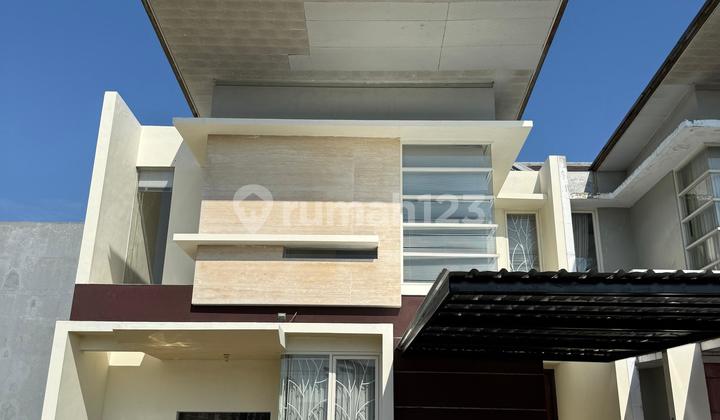 Rumah 2 Lt Kokoh di Royal Park Residence Gununganyar Surabaya Dekat Merr & U P N 1