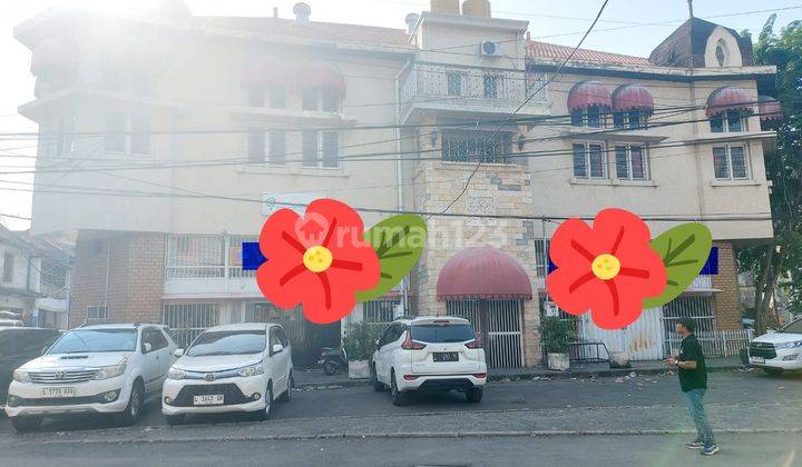 Rmh Vintage Kondisi Prima L. 344m2 Area Kya Kya & Kota Lama Surabaya Semi Furnished 1