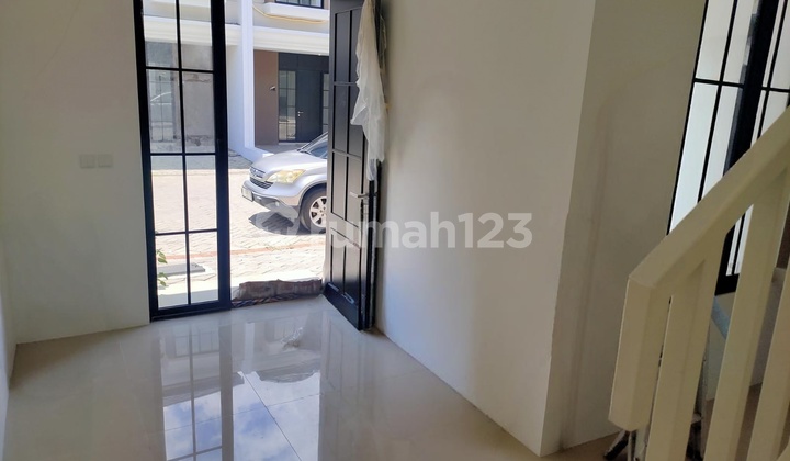 Disewakan Rumah 2Lt Regency One Eastpoint Kejawan Putih Mulyorejo Dekat Its & Pakuwon City Mall