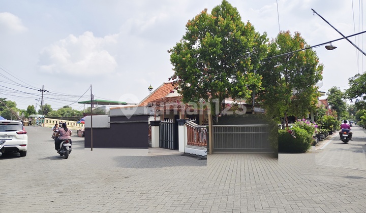 Rumah Hook L. 290M2 Nol Jln Utama Perum Tawangsari Permai Sidoarjo +/- 700M Jl. Negara Sby - Madiun 2