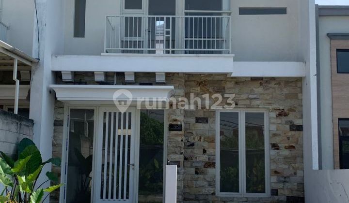 Rumah Gress Baru Ready Unit Greenlake Surabaya Dekat Oer Merr, Rs Mitra Keluarga Rumah Gress Baru Ready Unit Greenlake Surabaya Dekat Oer Merr, Rs Mitra Keluarga