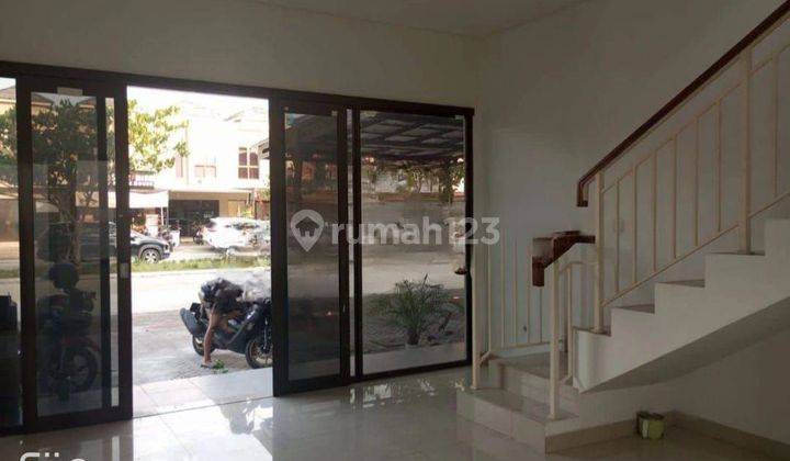 Ruko For Rent Bagus di Daerah JGC, Cakung, Jakarta Timur  1