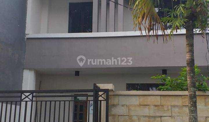 Dijual Rumah Babatan Pratama Siap Huni Minimalis 2 Lantai  1