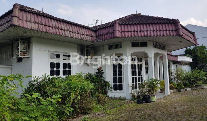 Rumah Bulatan Tanah Super Luas 1