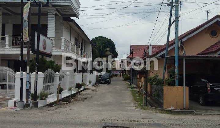 ISTIMEWA, RUMAH POSISI HOOK MANGKU JALAN ASPAL 1