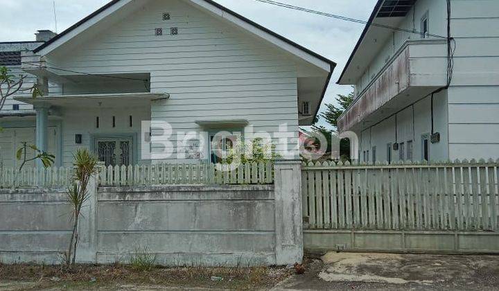 Dikontrakkan Rumah Bulatan dan Kos²an Jl Labersa 2