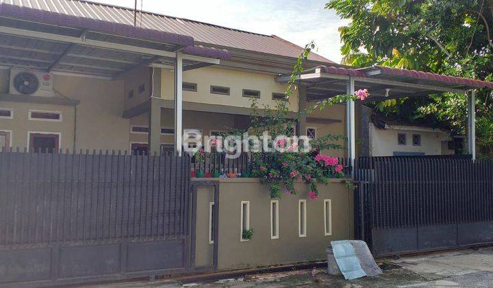 Rumah Cantik Full Renovasi Dekat Perum UNRI 1