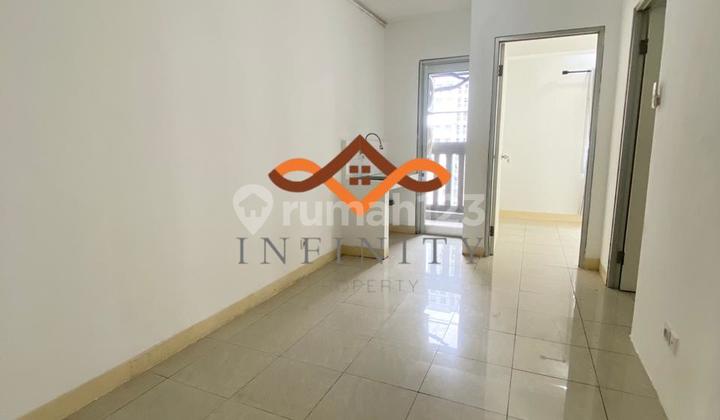 Disewa Apartemen Green Bay Pluit Tipe 2 Kamar Unfurnished View ke Kolam 2