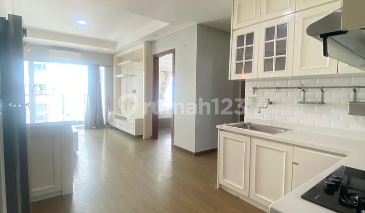 Sewa Condominiun Greenbay Pluit Tipe 2 BR Full Furnished Bagus View ke Kota Sewa Condominiun Greenbay Pluit Tipe 2 BR Full Furnished Bagus View ke Kota