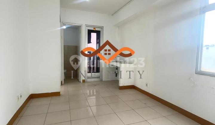 Apartemen Green Bay Pluit Tipe 2 Kamar Unfurnished Rapi View ke Kolam 2