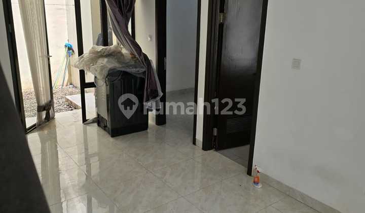 For Sale Perumahan Lavon Swan City Uk. 81 M2 x 101 M2 For Sale Perumahan Lavon Swan City Uk. 81 M2 x 101 M2